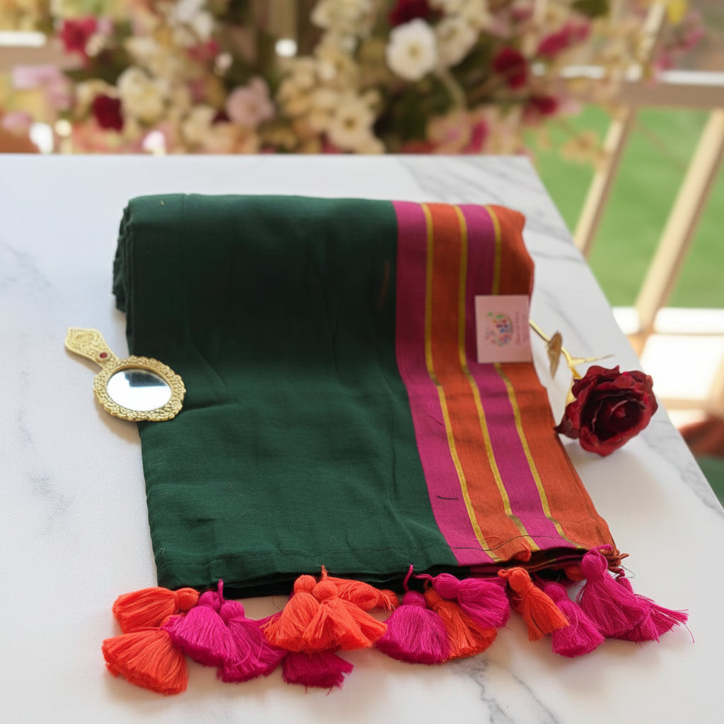 Bottle green mulmul with thick border